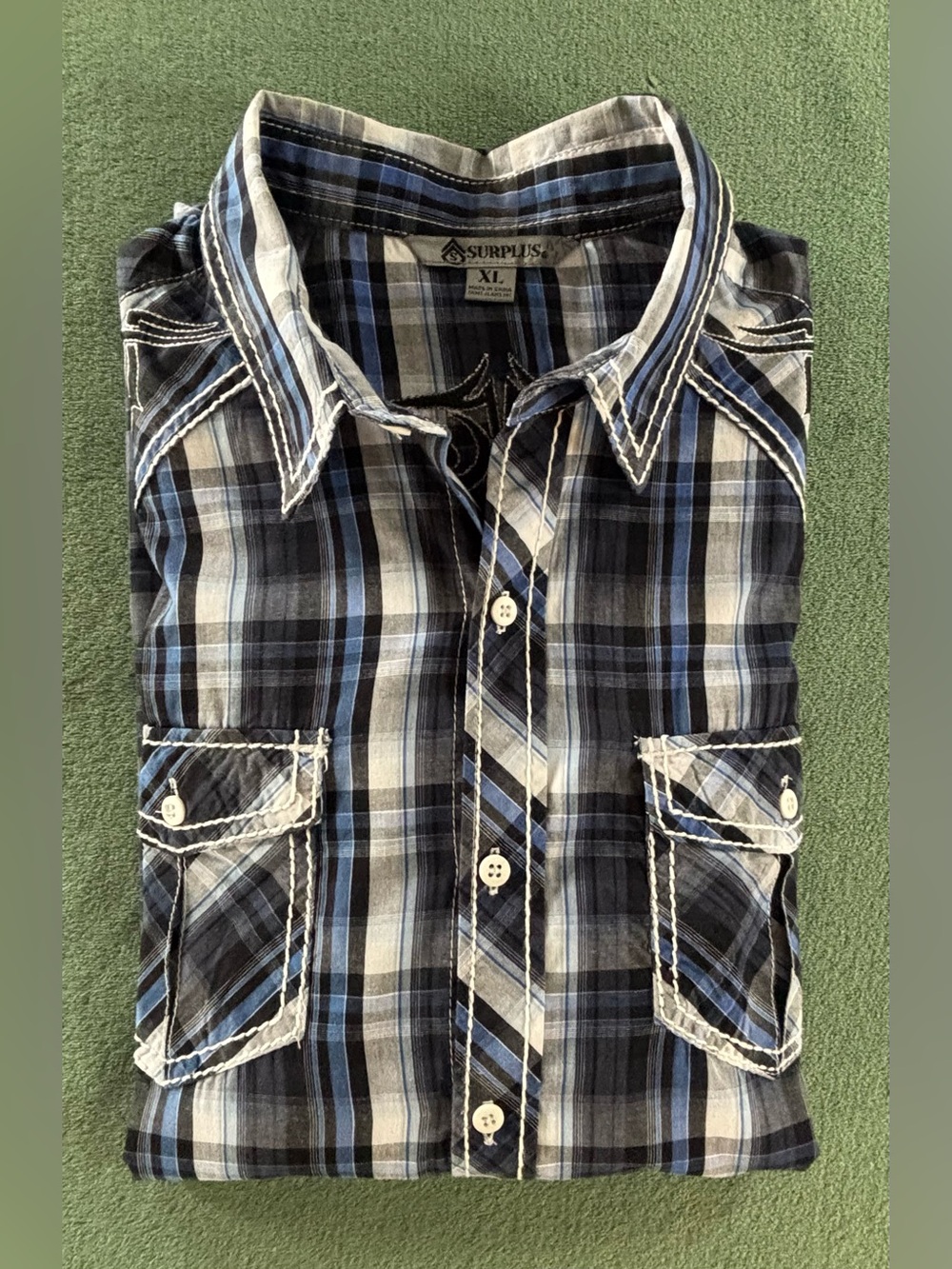 Surplus Men’s Blue Plaid Embroidered Button-Up Shirt, Size: XL (6545)